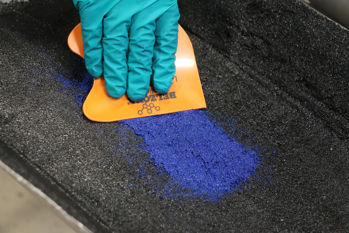 Abrasion-resistant, surface tolerant epoxy composite material