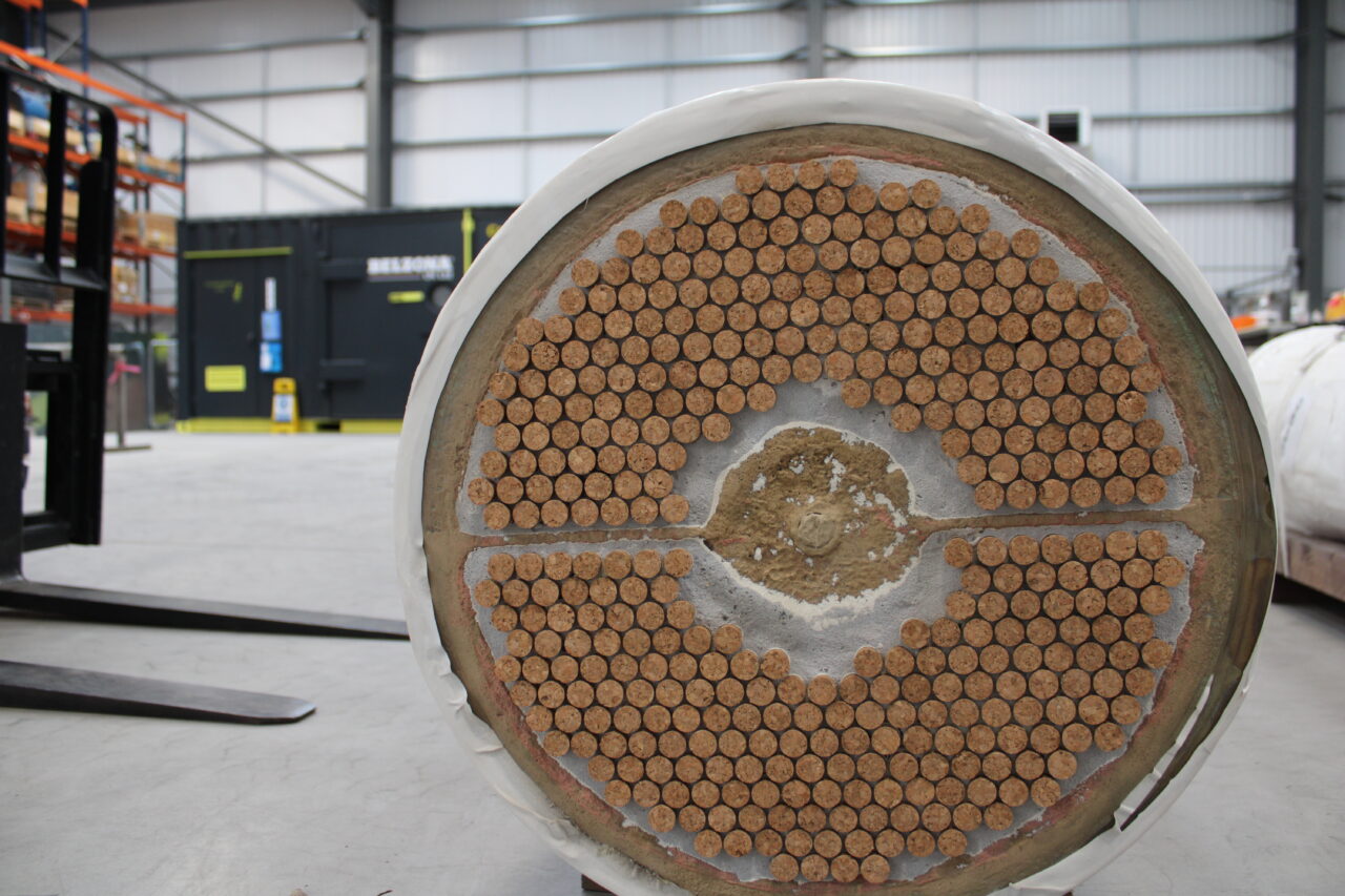 Preventing unwanted contamination inside the tubes