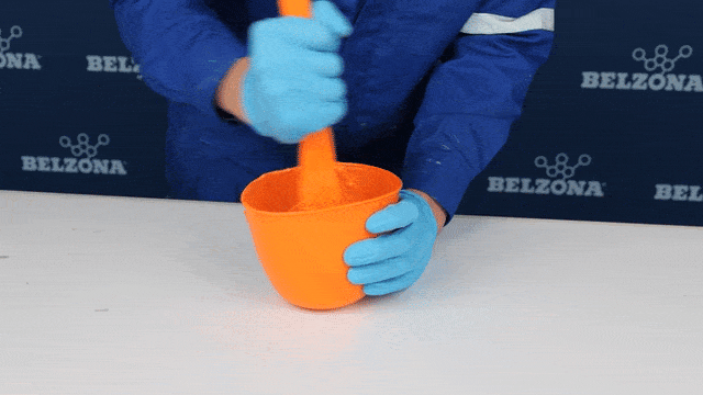 Mix Belzona 3412 until streak free